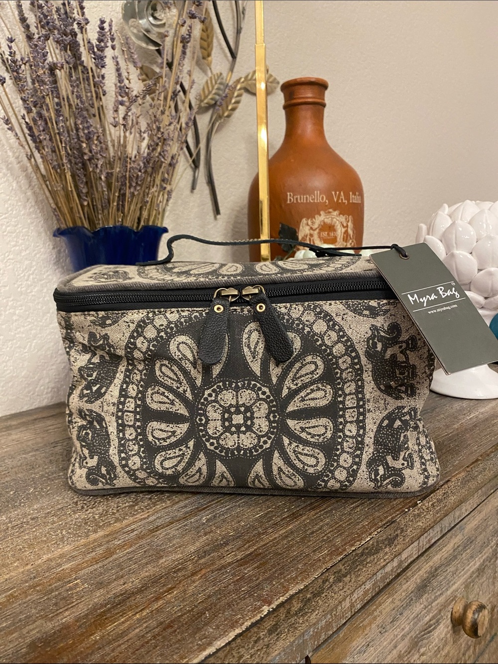 NWT Myra Bag Carmela Toiletries Bag